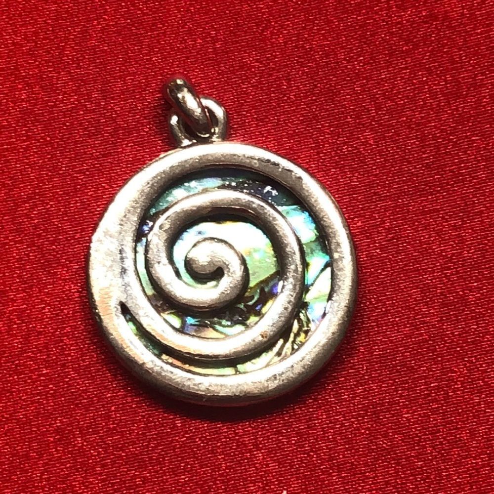 Spiral charm with Mica w/ silver color-spiral